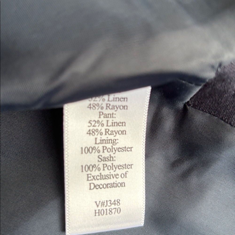 Navy Button-Front 3/4 Sleeve linen blend lined jacket. - Picture 9 of 16